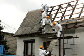 Демонтаж кровли на крыше