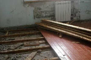 Демонтаж полов в хрущевке (старый фонд)